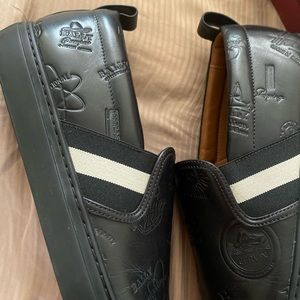 These Bally loafers are fit for any occasion! Super comfy and good quality.